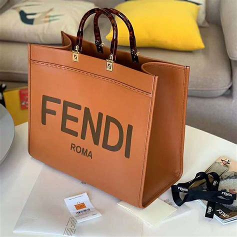 bolso fendi en china